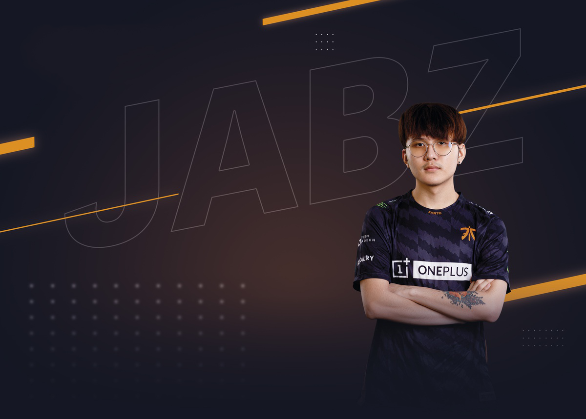 若西亚队员奋勇拼搏，灵活变阵成就辉煌