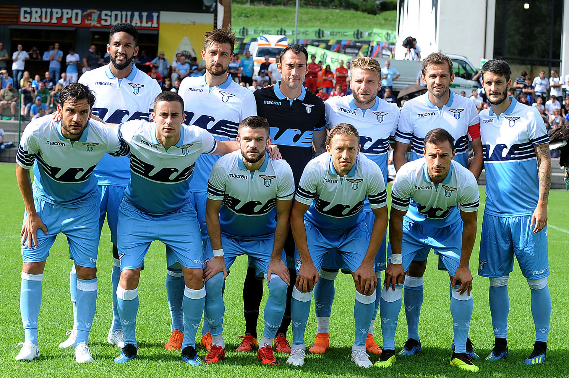 塞尔维亚队在国际足球赛事中展现实力 塞尔维亚队在国际足球赛事中展现实力