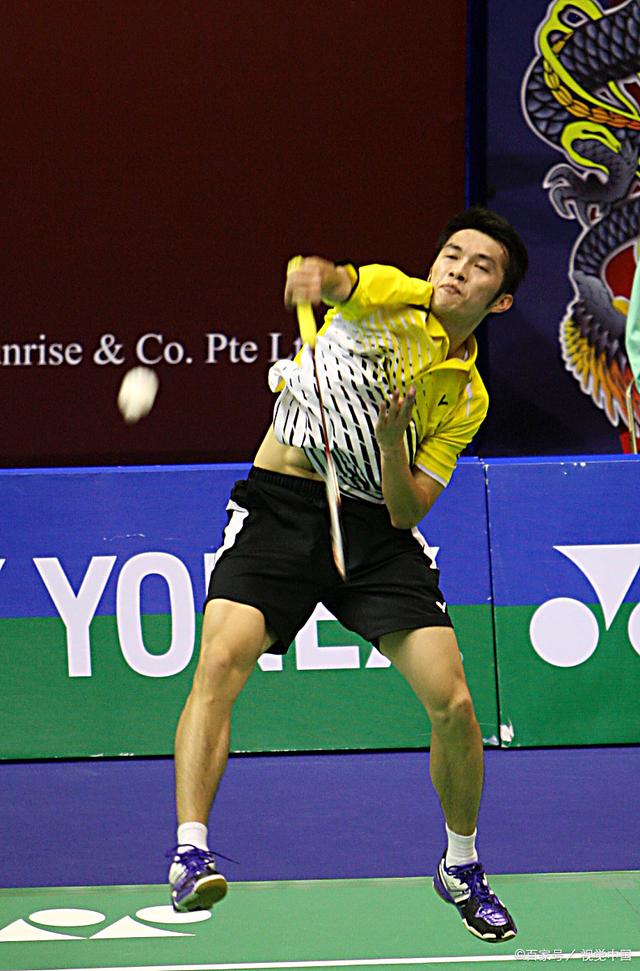 关于羽毛球战术调整奏效，成功扭转局势的信息