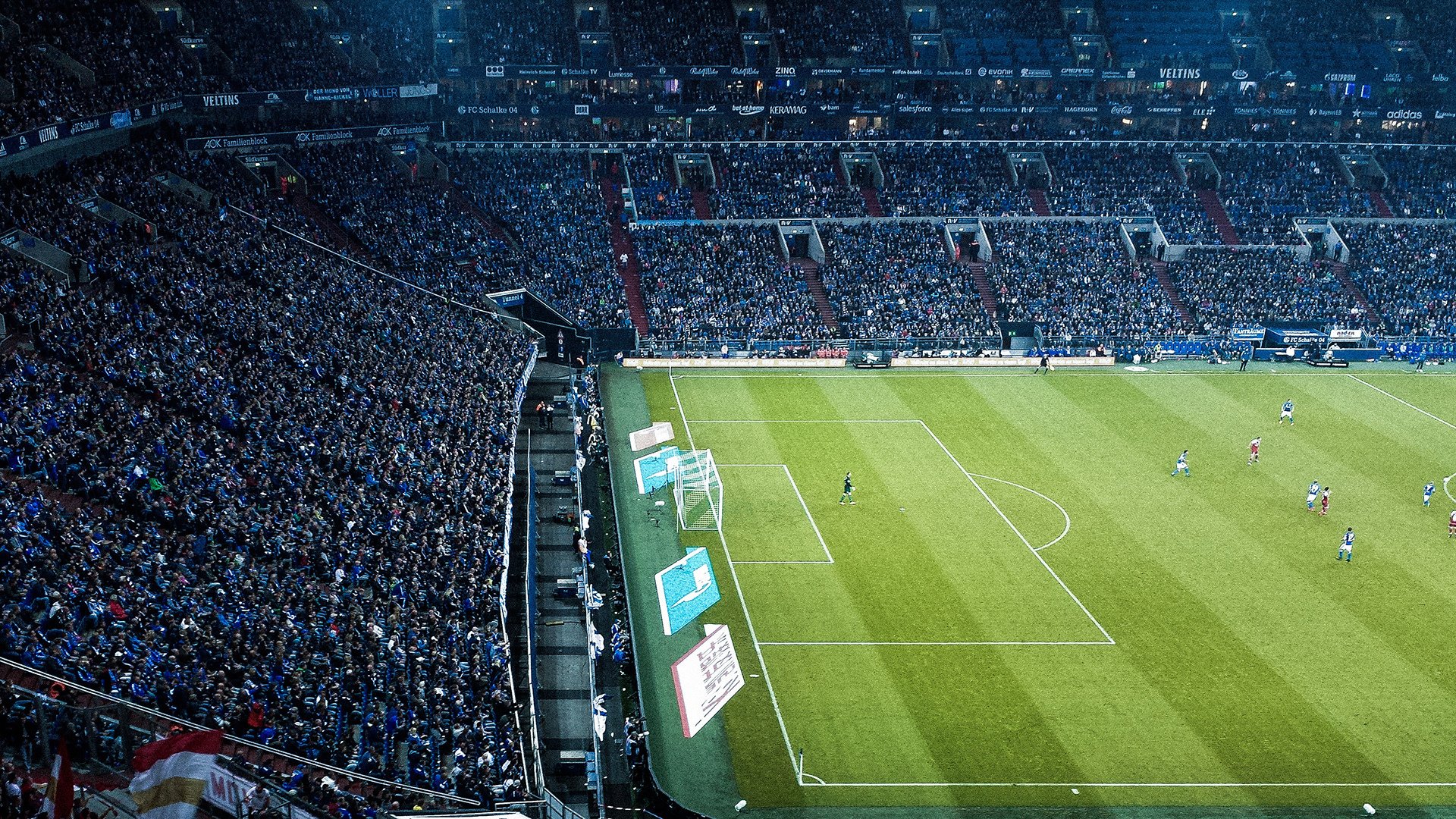 欧联奇袭夜，黄喜灿爆发映衬比利亚雷亚尔掀翻芬兰的战术革命