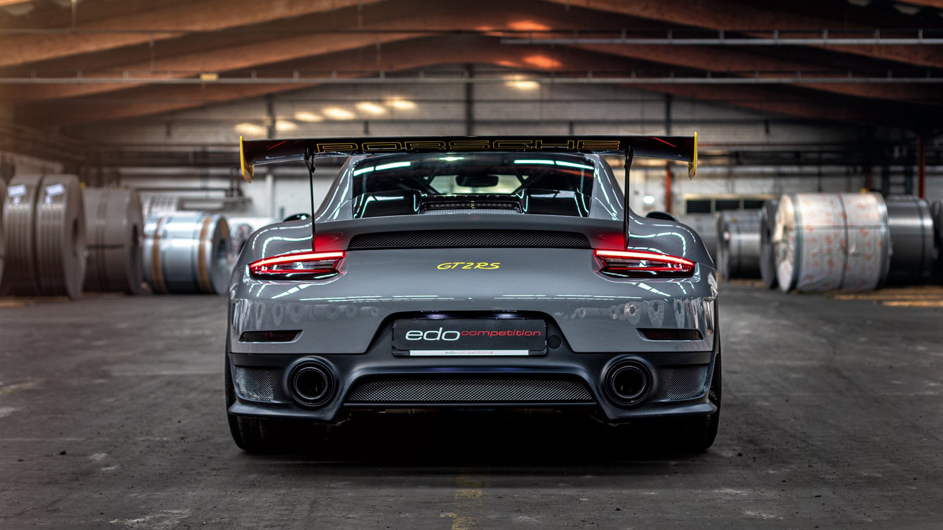 欧冠淘汰赛焦点战氛围下的生死对决，希腊力克巴拉圭的战术与精神胜利